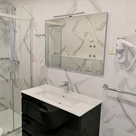 Luxury Penthouse On Beach Makarska