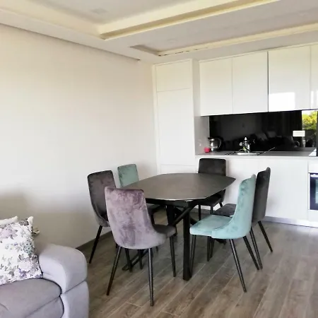 Luxury Penthouse On Beach Lejlighed